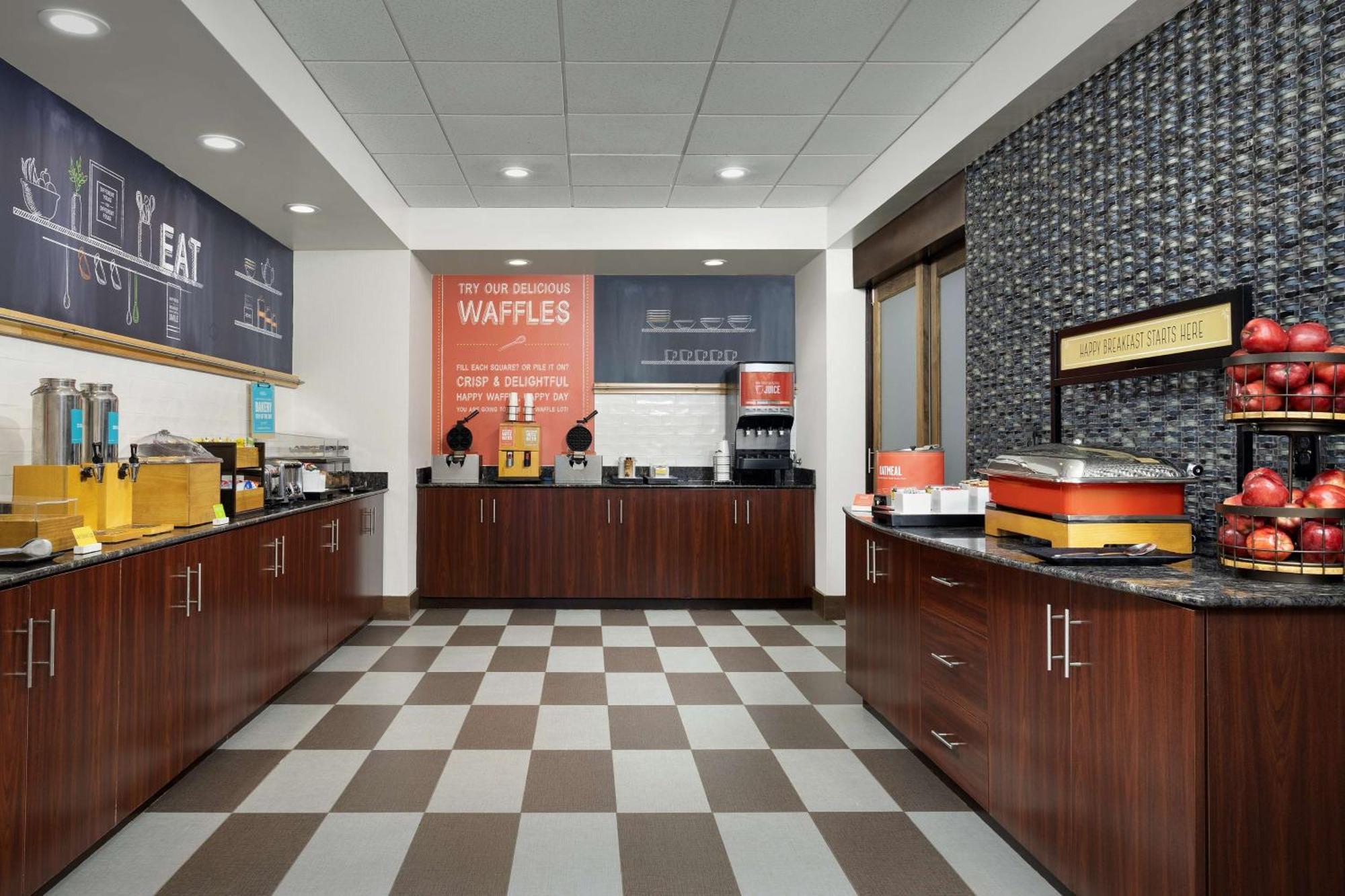 Hampton Inn Syracuse Clay Liverpool Exterior photo